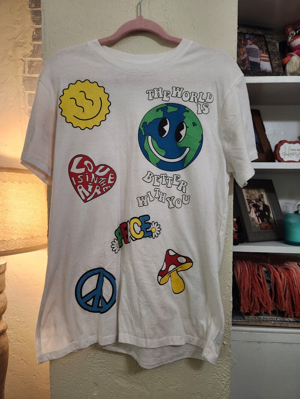San Francisco Work ShirtsGraphic Tee "The World Is Better With You" Size Med